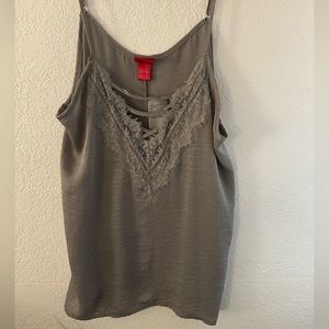 Cute satin tank top women’s large NWT